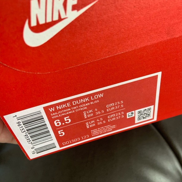 WOMENS Nike Dunk Low OCEAN BLISS - Picture 10 of 10